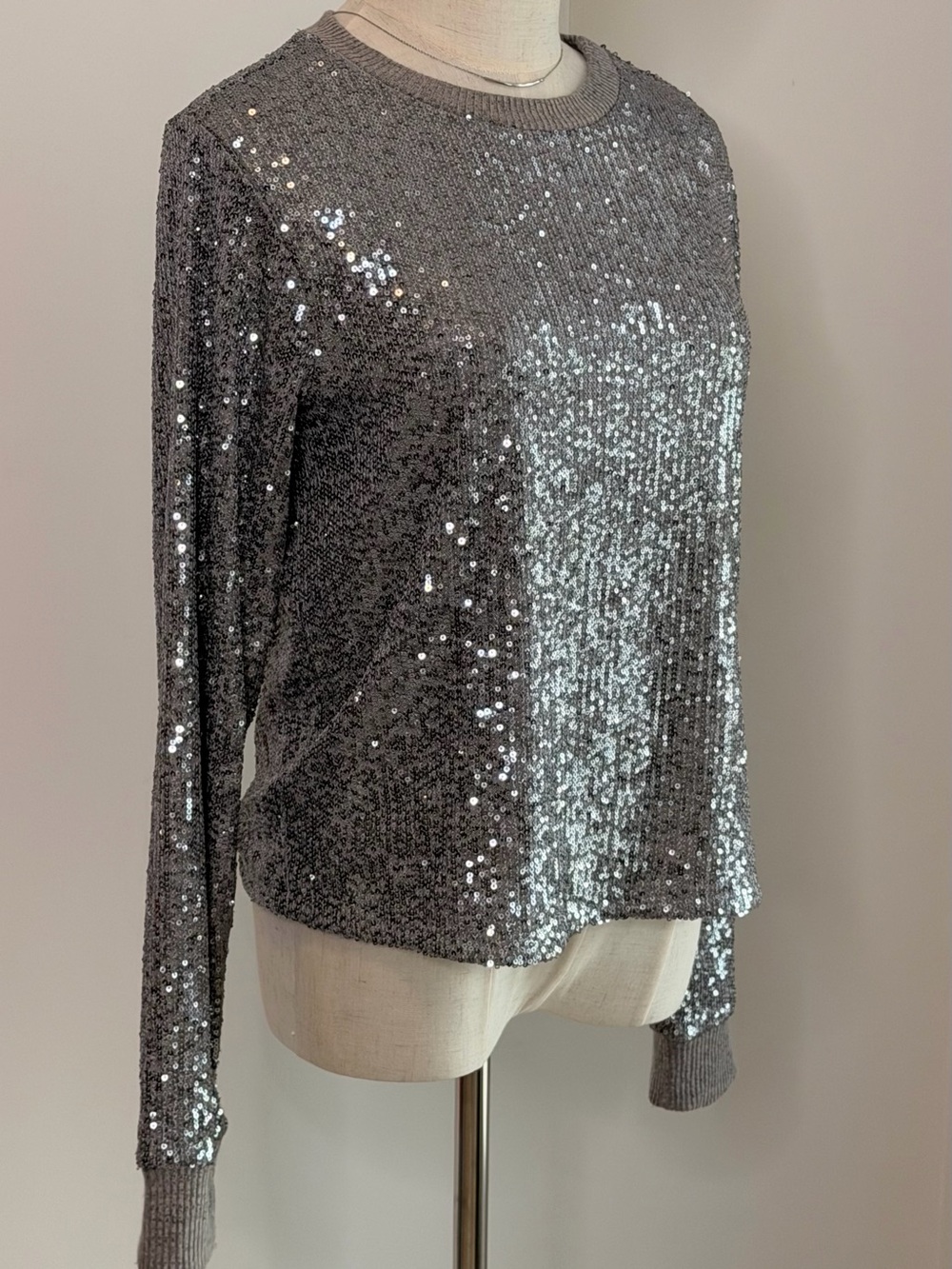 Sanctuary Silver Sequin Pullover Sweater Top Medium - Picture 5 of 11